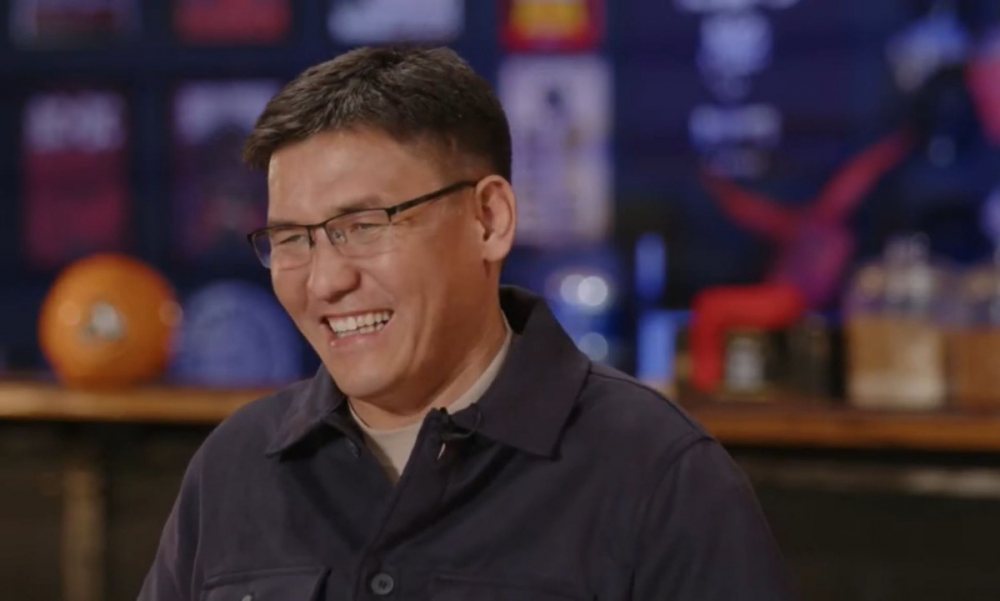 Қызыл бас үлкен кеудеге арналған порно видео