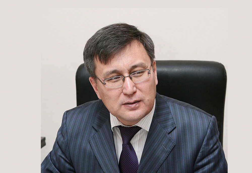 Брюнетка секс леггинстер онлайн