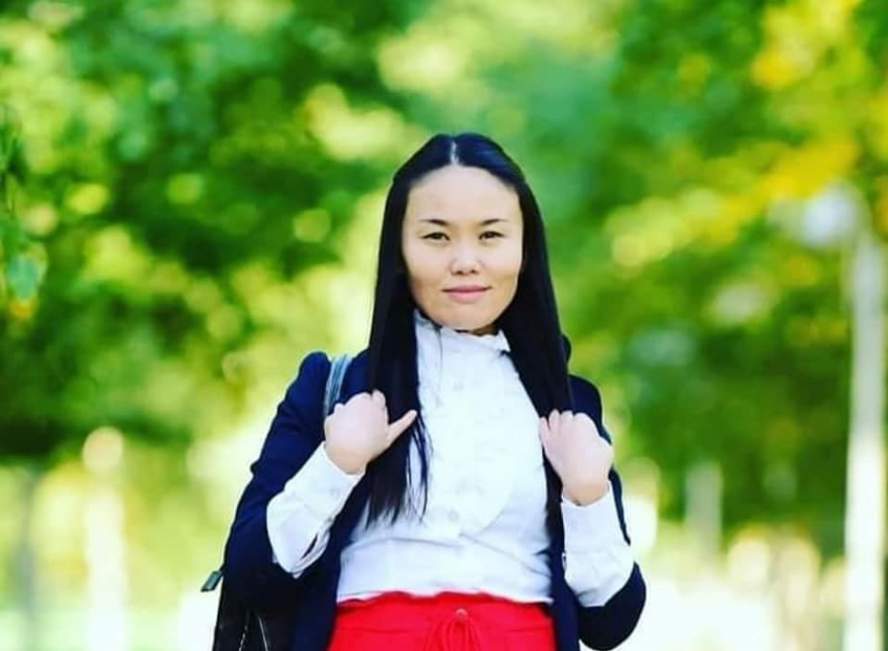 Порно: Тығыз кискадағы үлкен мүшесі