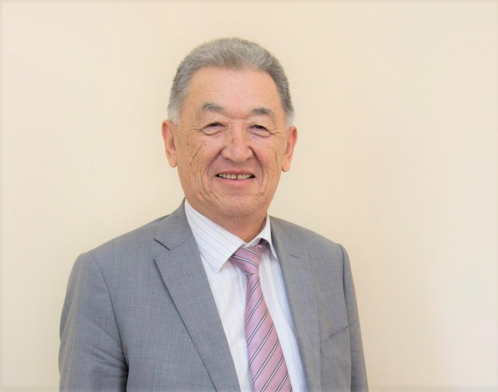 Әдемі свингерлердің секс видеосы