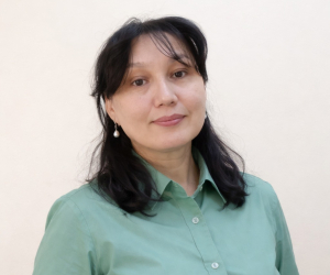 Камшат  Әбілғазықызы. Қаршадай  қыз