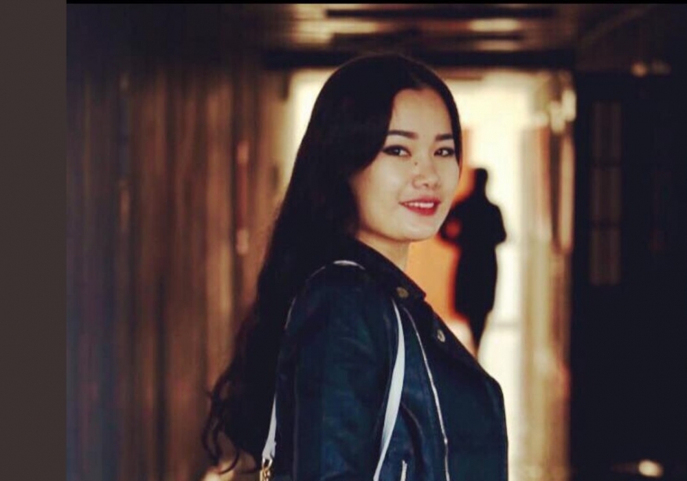 Күйеуі клиторды сорады